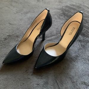 Michael Kors pointed toe D'Orsay black pumps